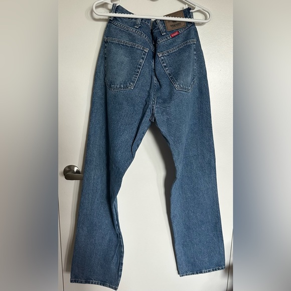 Men’s Wrangler Denim Blue Jeans - Picture 2 of 4